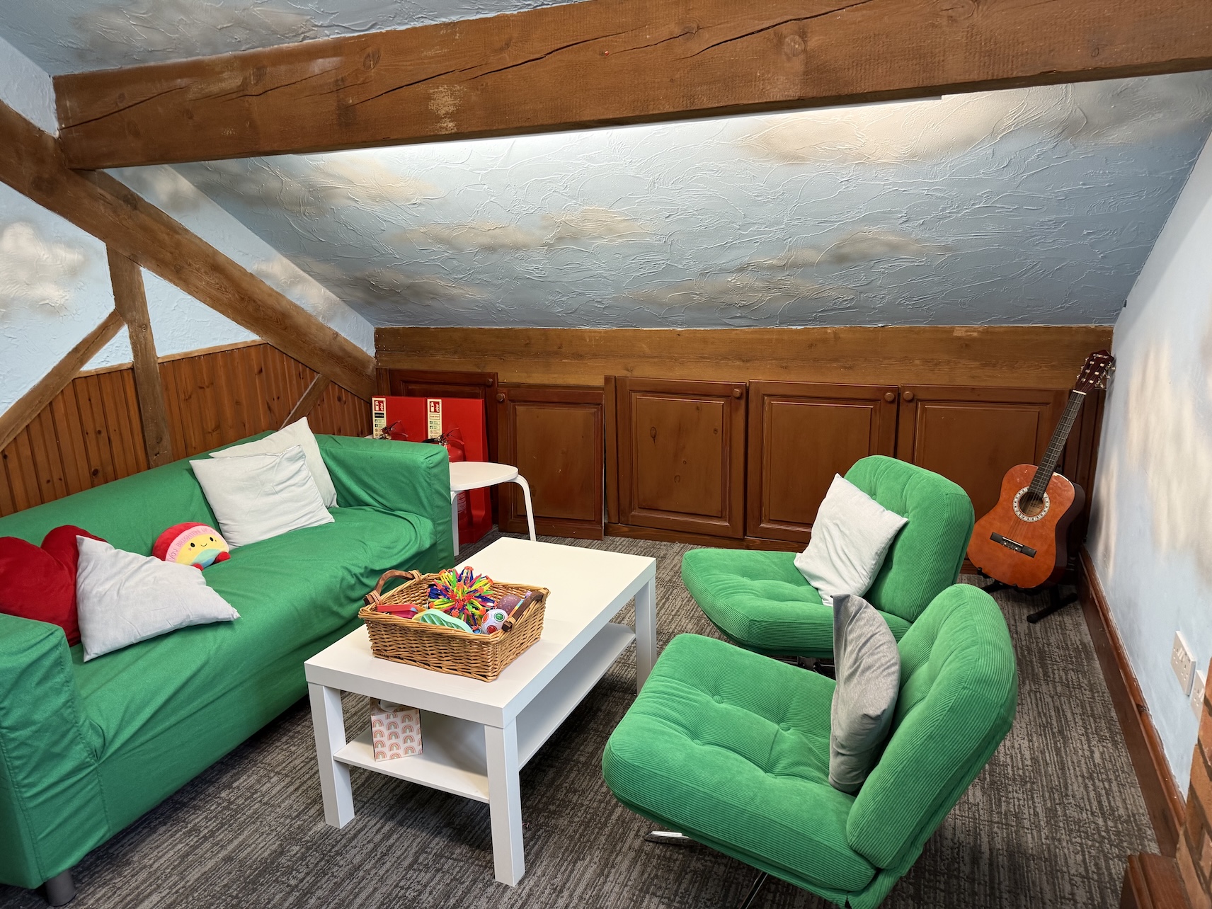 Cloud Room - The Hub